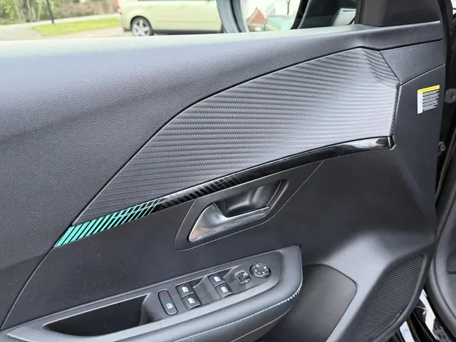 Peugeot 208 1.2 PureTech 2020 Benzine 13