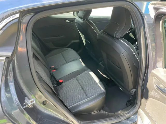 Renault Clio 1.0 TCe Intens 2020 Benzine 7