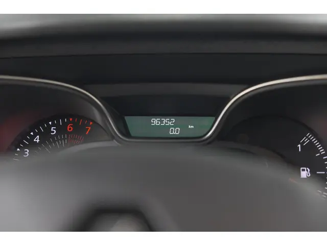 Renault Captur TCe 90 Limited 2017 Benzine 36