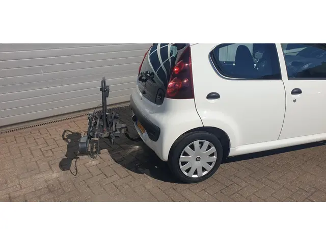 Peugeot 107 1.0 Airco Rijklaar 2012 Benzine 21