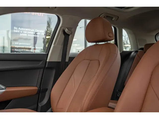 Audi Q3 35 TFSI S edition|PANO|LEER|CAMERA 2019 Benzine 22