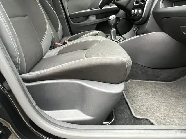 Renault Clio 0.9 TCe Zen 2019 Benzine 27