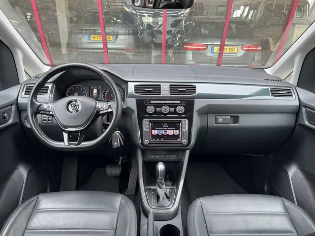 Volkswagen Caddy Maxi 1.4 TSI Trendline 5p 2017 Benzine 18