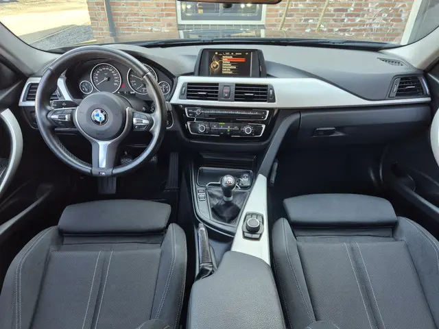 BMW 3 Serie 2
