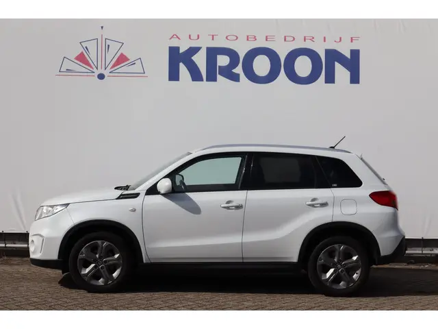 Suzuki Vitara 1.6 Exclusive|Automaat|Trekhaak| 2015 Benzine 2