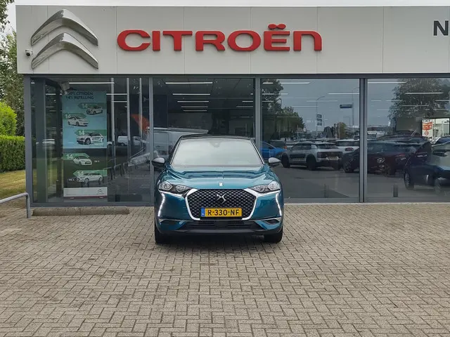 DS DS 3 Crossback 1.2 PureTech Montmartre 2022 Benzine 2
