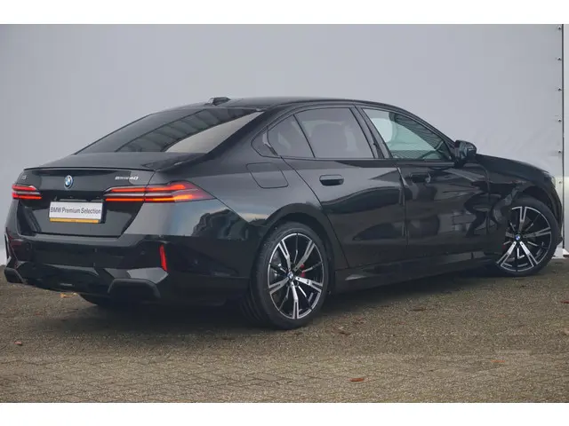 BMW i5 eDrive40 2025 Elektrisch 2