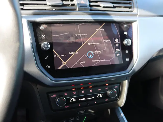 SEAT Arona 1.0 TSI Style Business Intense 2018 Benzine 13