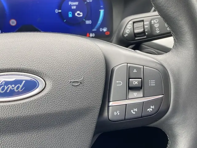 Ford Kuga 2.5 PHEV Titanium 2021 Hybride Benzine 28