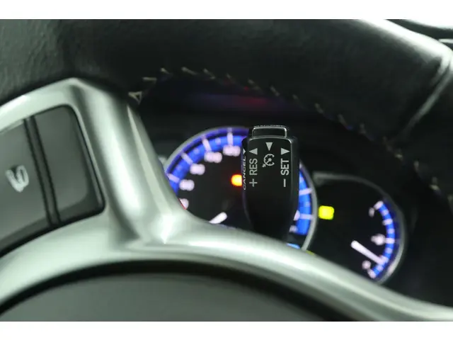 Toyota Yaris 1.5 Hybrid Aspiration 2015 Hybride Benzine 43
