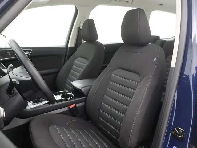 Ford Galaxy 1.5 Titanium 7P 2018 Benzine 34