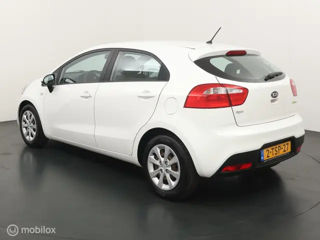 Kia Rio 1.2 CVVT ComfortLine 2014 Benzine 3
