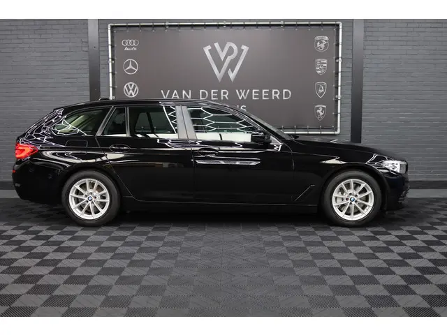 BMW 5 Serie Touring 530i High Executive | 2018 Benzine 4