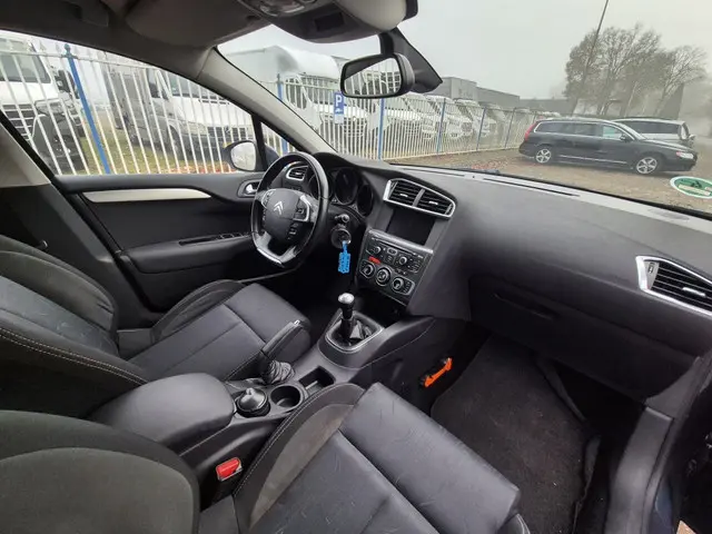 Citroën C4 1.6 Collection, incl. Nieuwe apk!! 2013 Benzine 15