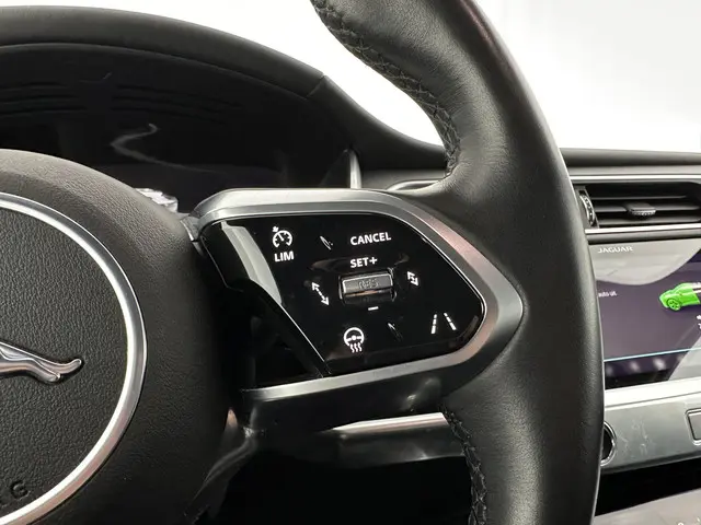Jaguar I-PACE EV400 HSE 90 kWh AWD 2018 Elektrisch 22
