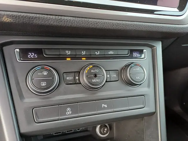 Volkswagen Touran TSI Comfortline 7-Pers. 2019 Benzine 40