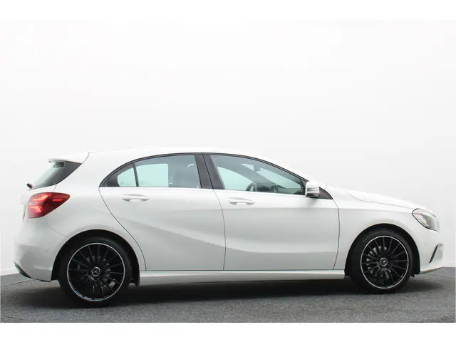 Mercedes-Benz A-Klasse 180 Ambition 2016 Benzine 8