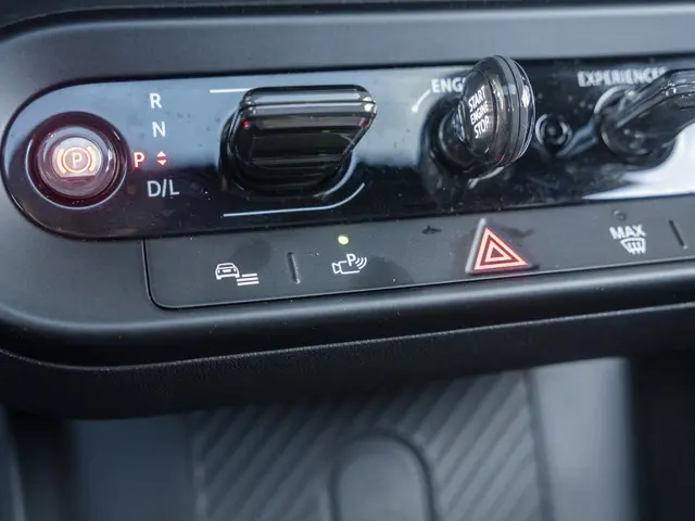 MINI 3-Deurs C 2024 Benzine 12