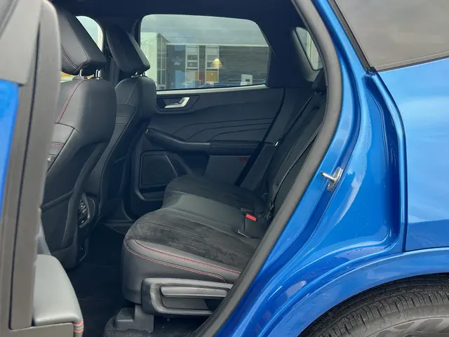 Ford Kuga 2.5 PHEV ST-Line X 2025 Hybride Benzine 20