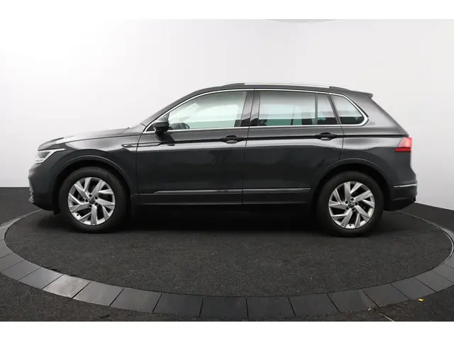 Volkswagen Tiguan 1.5 TSI 150pk DSG Life 2022 Benzine 16