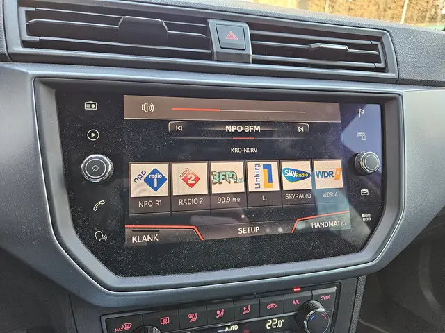 SEAT Arona 1.0 TSI Style Business Intense 2018 Benzine 28