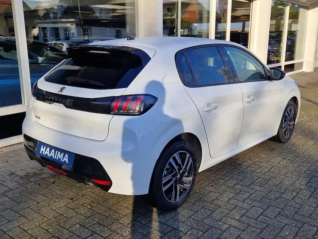 Peugeot 208 1.2T 100pk Allure Pack 2023 Benzine 3