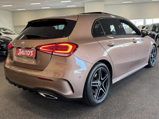 Mercedes-Benz A-Klasse 200 AMG-LINE 2021 Benzine 5