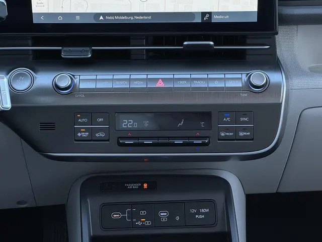 Hyundai Kona Electric Premium 64.8 kWh 2026 Elektrisch 19