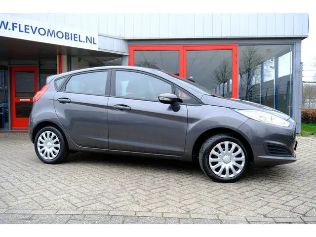 Ford Fiesta 1.0 Style 5-drs Navi|Airco 2016 Benzine 4