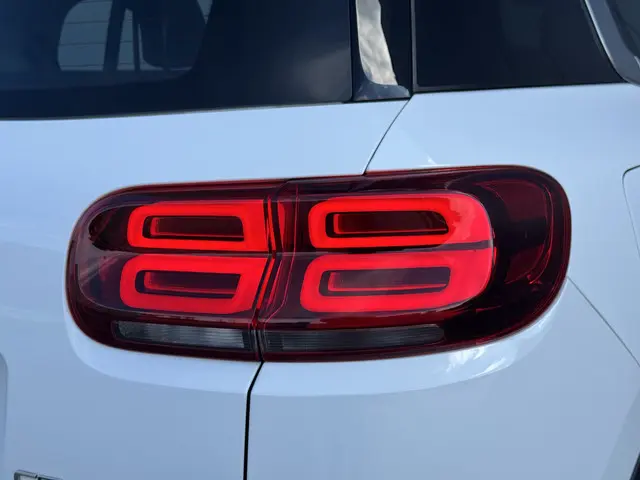 Citroën C5 Aircross 1.2 PureTech Live 2019 Benzine 19