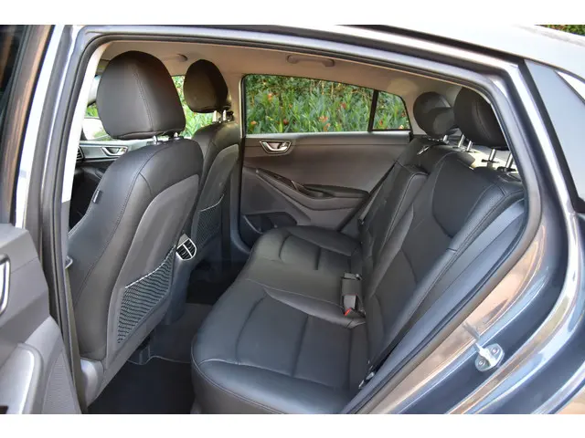 Hyundai IONIQ Comfort EV 38 kWh 2020 Elektrisch 8