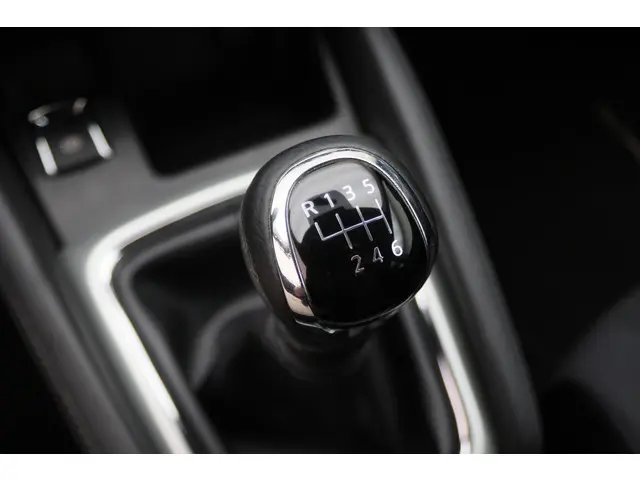 Nissan QASHQAI 1.2 Visia 2017 Benzine 31