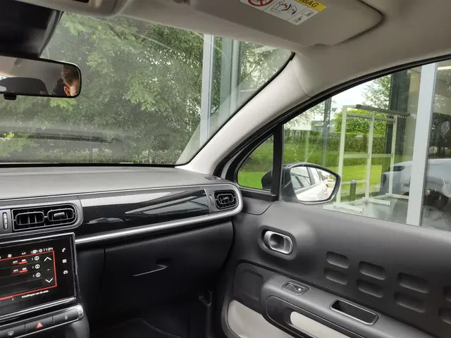 Citroën C3 1.2 PureTech Feel 105g 2017 Benzine 19