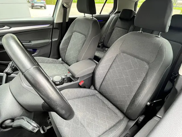 Volkswagen Golf 1.5 TSI Life 2020 Benzine 9