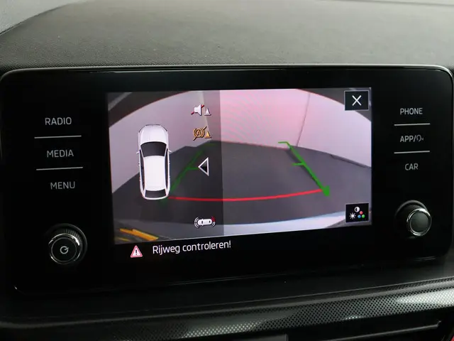 Škoda Scala 1.0 TSI Sport Business 2021 Benzine 11