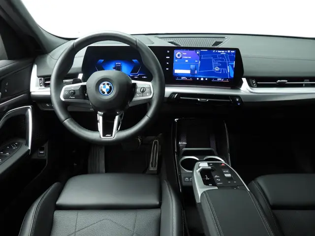 BMW iX2 eDrive20 2025 Elektrisch 10