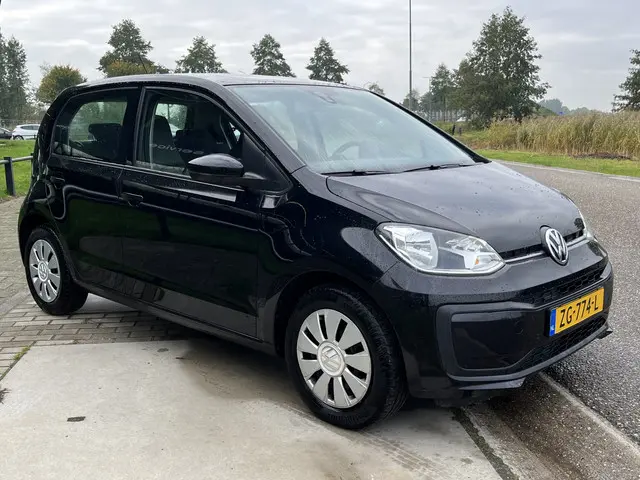 Volkswagen up! 1.0 BMT move up! / Airco / 2019 Benzine 6