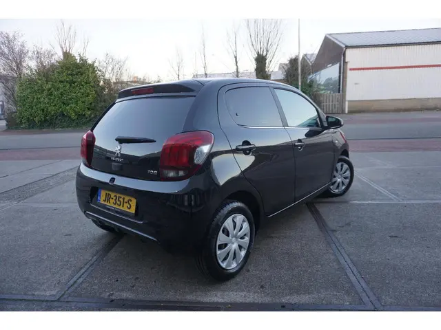 Peugeot 108 1.0 e-VTi Active * Airco * 5Drs * 2016 Benzine 5
