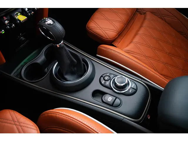 MINI Countryman Cooper SE ALL4 2022 Hybride Benzine 19