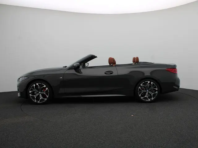 BMW 4 Serie Cabrio 420i 2025 Benzine 4