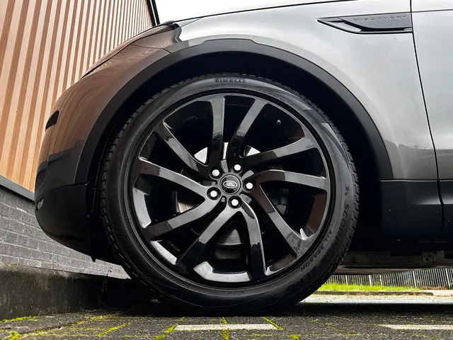 Land Rover Discovery 3.0 Td6 HSE Luxury 2019 Diesel 8