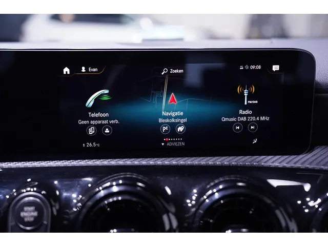 Mercedes-Benz A-Klasse 180d Design 2021 Diesel 36