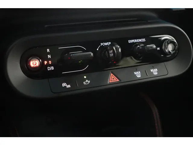 MINI Aceman E 2025 Elektrisch 6