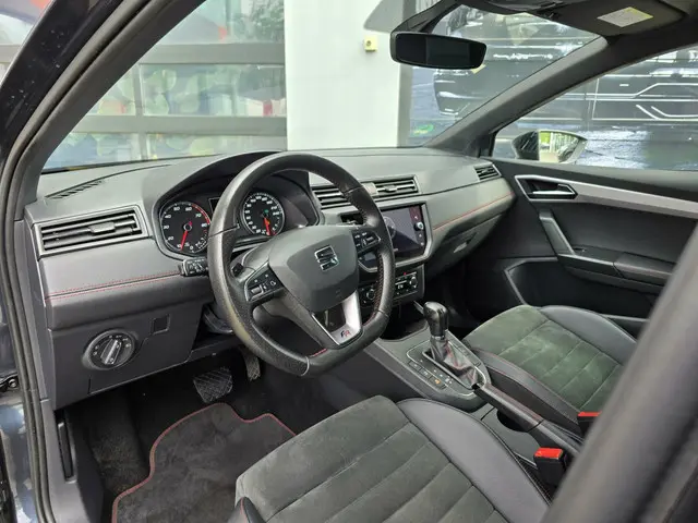 SEAT Ibiza 1.0 TSI FR Business |Automaat|Navi ! 2019 Benzine 16