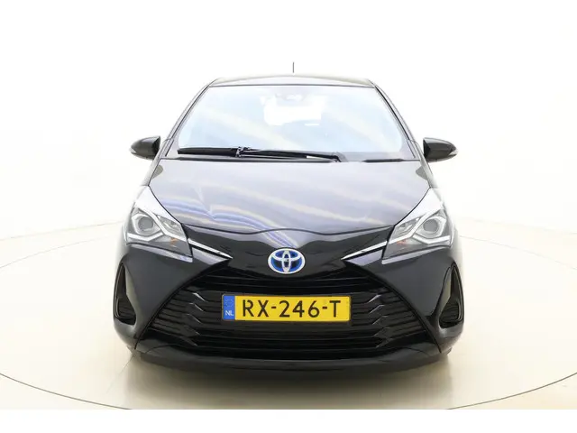 Toyota Yaris 1.5 Hybrid Aspiration 2018 Hybride Benzine 6