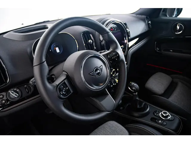 MINI Countryman Cooper SE ALL4 2022 Hybride Benzine 30