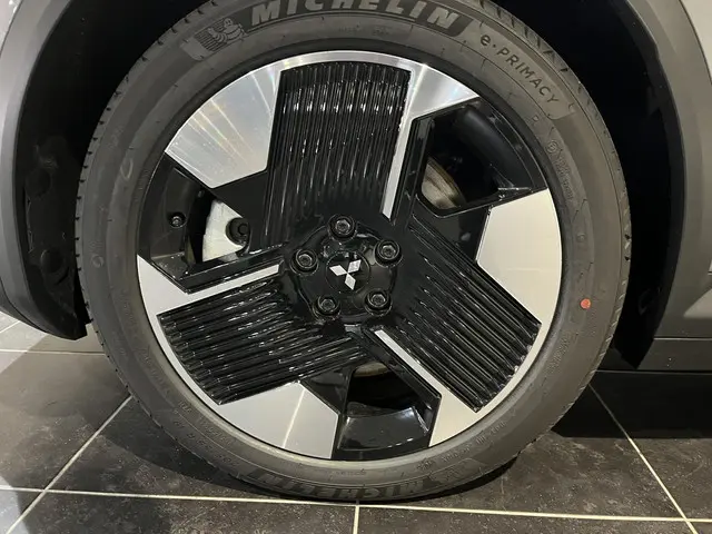 Mitsubishi Eclipse Cross Intense 87 kWh 2026 Elektrisch 5