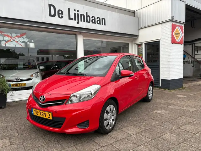 Toyota Yaris 1.3 VVT-i Aspiration 2012 Benzine