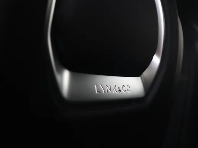 Lynk & Co 01 1.5 More 2026 Hybride Benzine 38