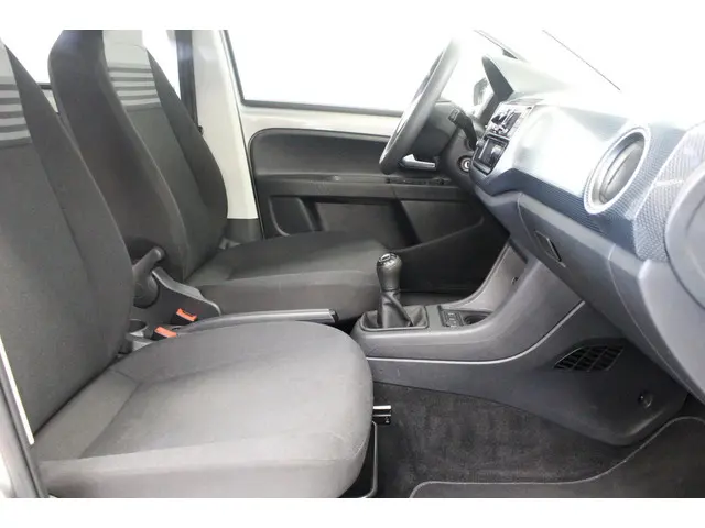 Volkswagen up! 1.0 BMT move up! 2019 Benzine 7